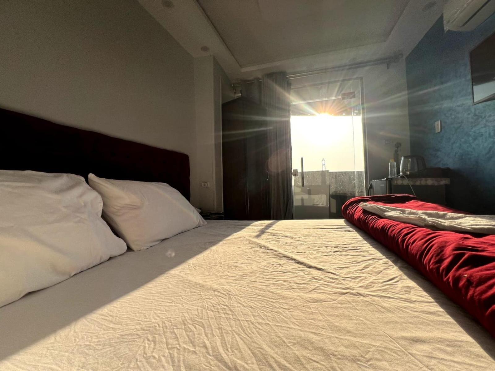 Orion Pyramids View Hotell Kafret el-Gabal Exteriör bild