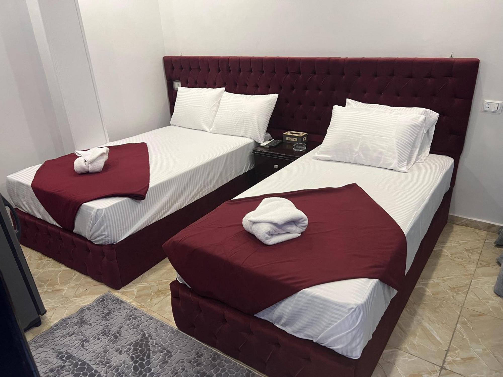 Orion Pyramids View Hotell Kafret el-Gabal Exteriör bild
